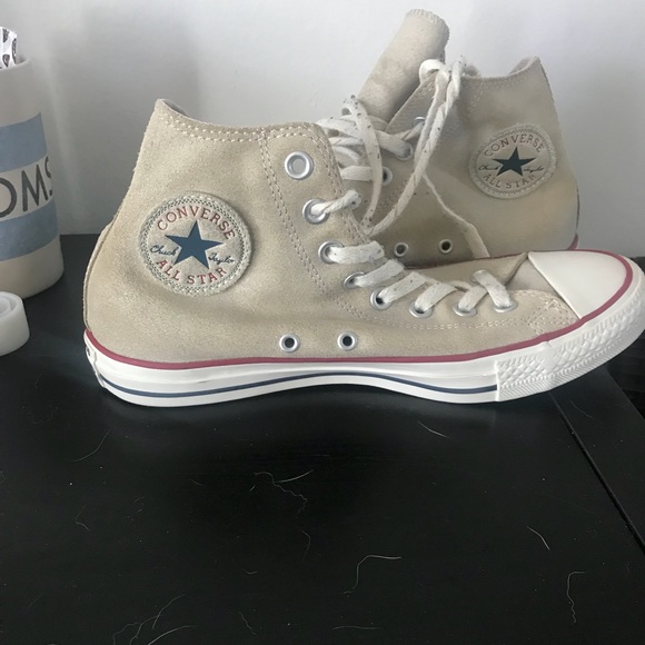 white suede converse